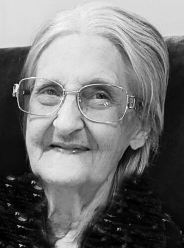 Mary Ruth McKnight